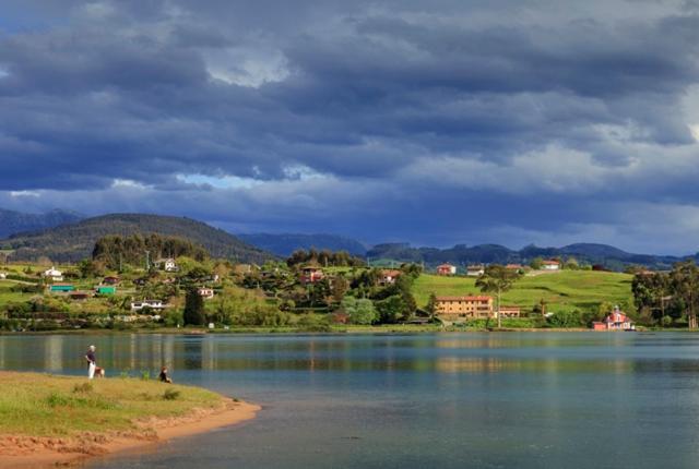 Playa Del Puntal Villaviciosa Asturias Lujo Primera Linea Playa Eksteriør billede